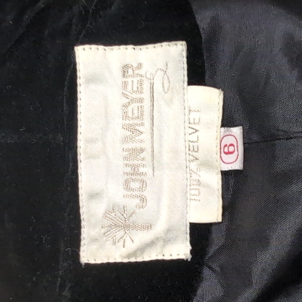 John Meyer Black Velvet Blazer Jacket, cropped, fully lined, women's size 6 - Picture 11 of 12